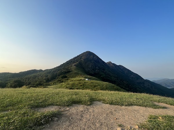 Pyramid Hill 3