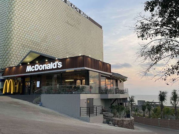 McDonald's Long Beach Center