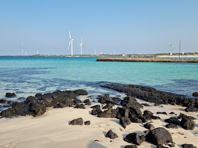 Gimnyeong Beach Lighthouse 1