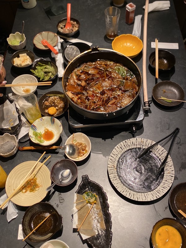 Wagyu to Buta Sanjo Kawaramachi Ten (All-you-can eat sukiyaki and shabu-shabu) 2