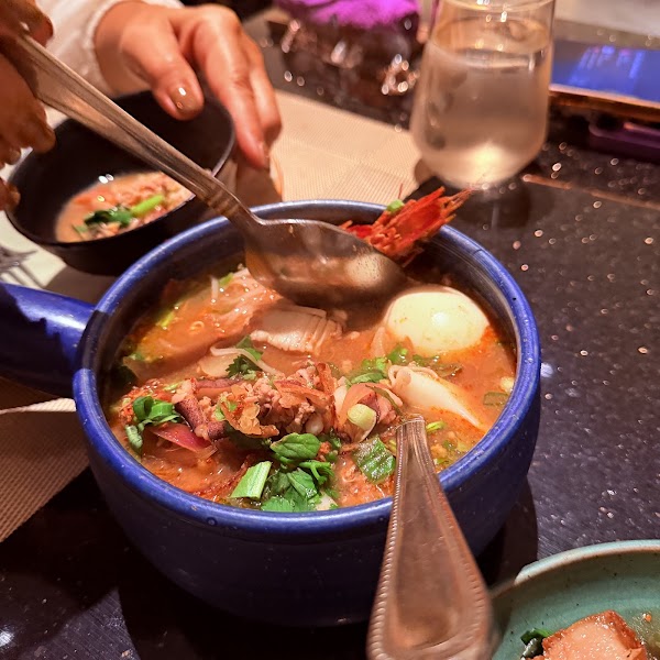 Benjarong Restaurant 2