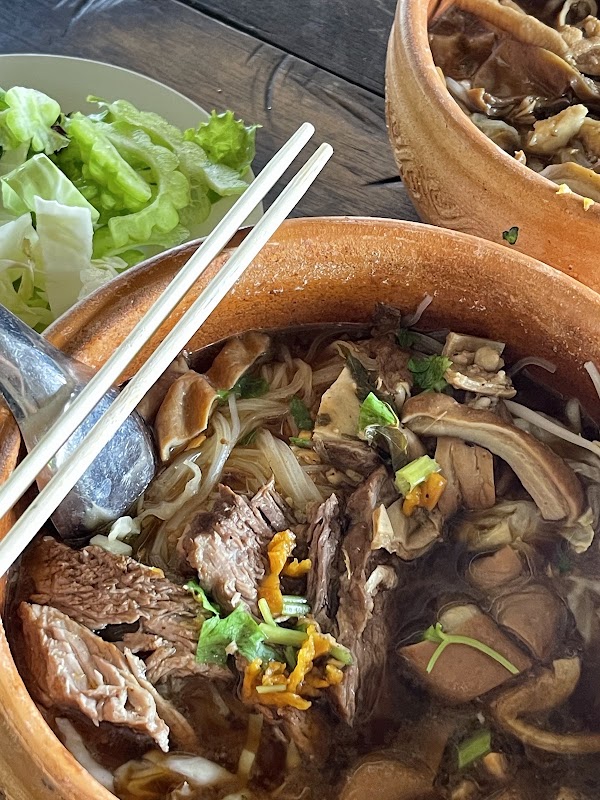 ร้านลุงนกก๋วยเตี๋ยวหม้อดินเชียงดาว 4