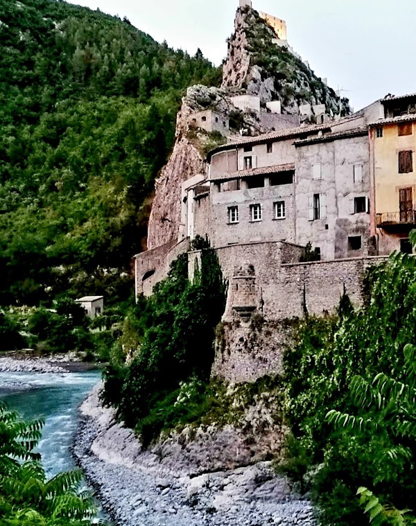 Entrevaux