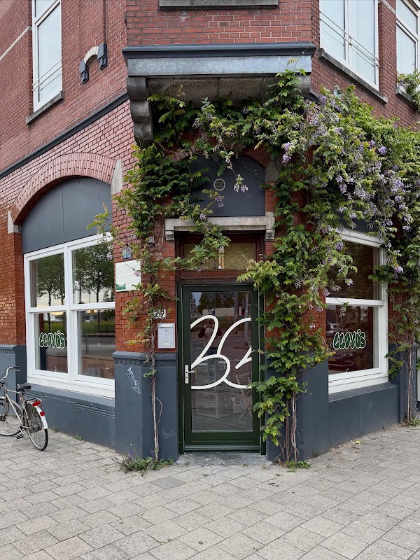 Lloyd's Taproom & Bar 1