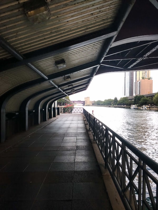 Chicago Riverwalk 2