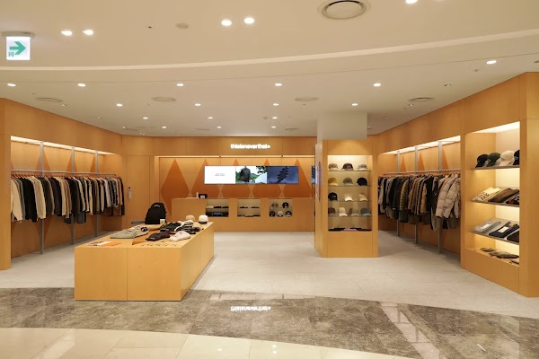 thisisneverthat Busan Shinsegae Centum