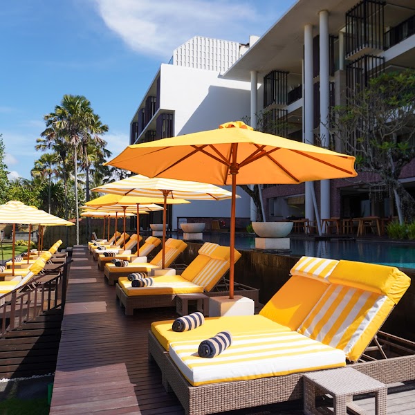 O Beach Bali | Beach Club in Seminyak with Beach Access 1