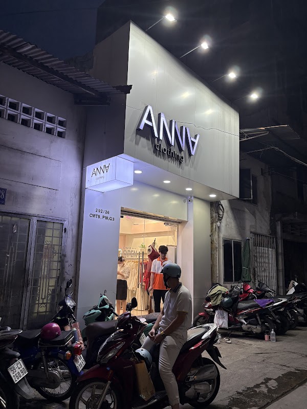ANNA clothing