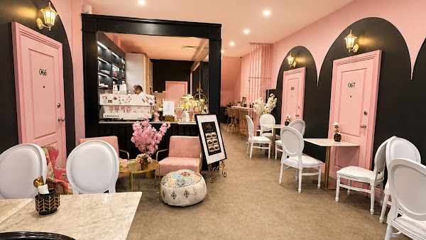 Aurelle Café & Restaurant