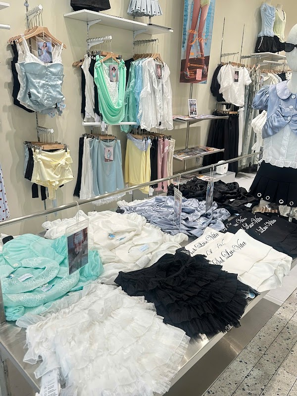 Remmus Store Nguyen Trai 2