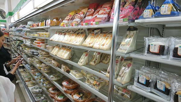 FamilyMart 4