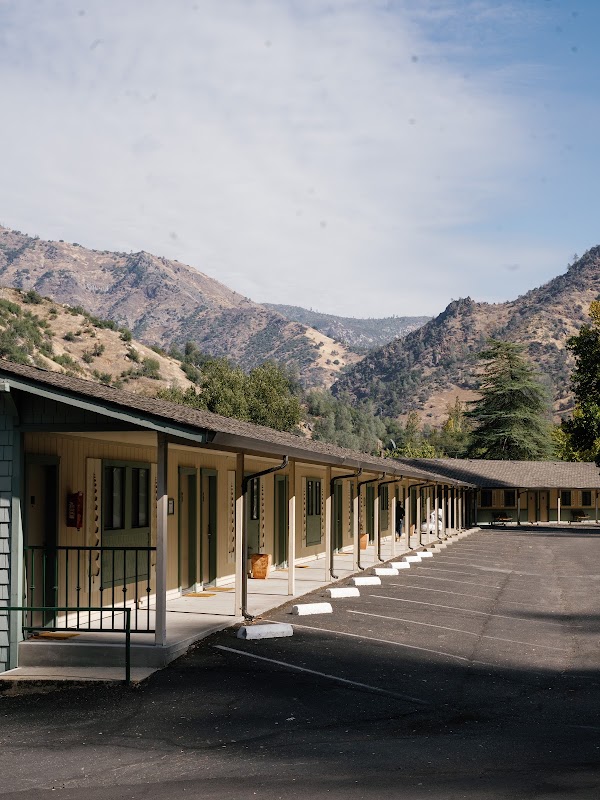 Yosemite Cedar Lodge