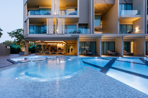 The Signature Hotel Airport