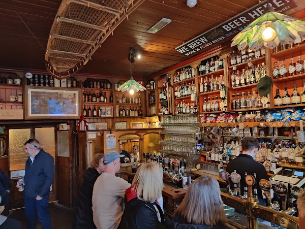 Dick Mack's Pub 3