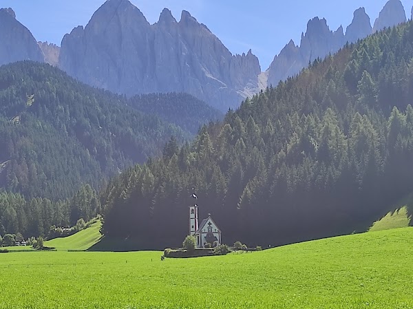 ODLES Slow Dolomites - Tourismusbüro Villnöss/Ufficio Turistico Funes