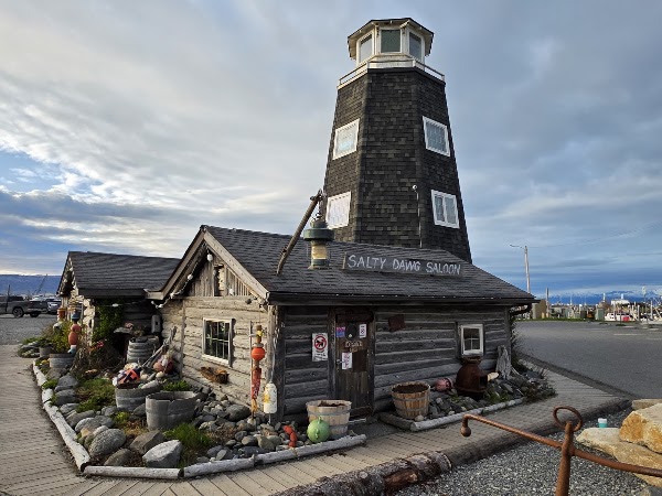 Salty Dawg Saloon 4
