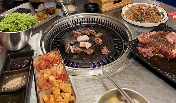 HANKANG POCHA 한강포차 ( The Most Affordable Korean Pocha ! 혜자스러운 한강포차 !) 2