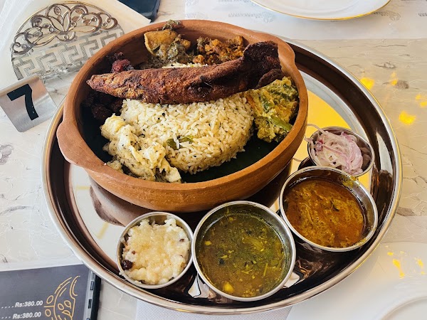 The Golden Curry Restaurant 5