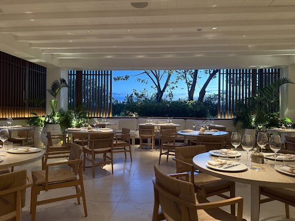 KI'IS Restaurant by Francisco Ruano