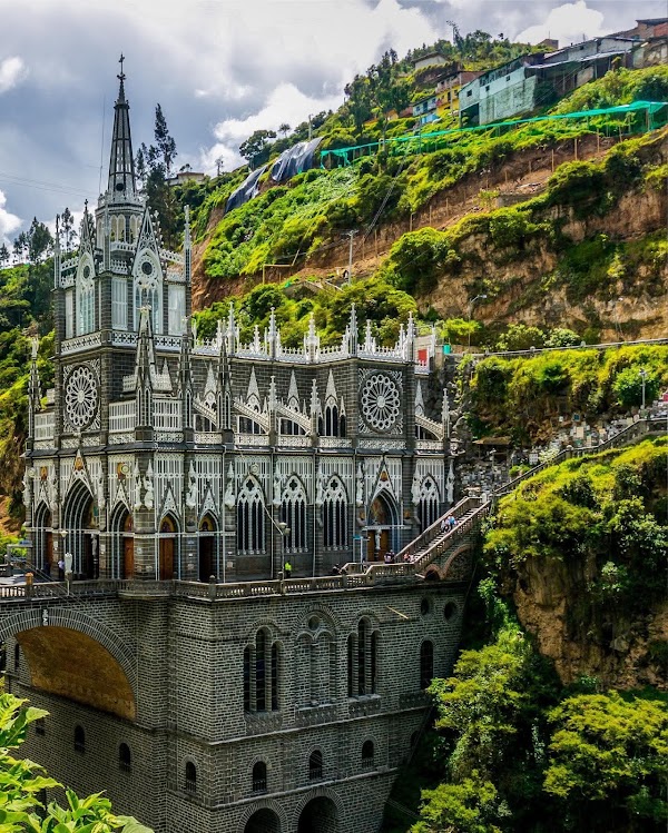 Santuario de Nuestra Señora del Rosario de Las Lajas