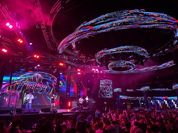 Hollywood Pattaya 5
