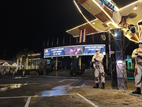 Hollywood Pattaya 3