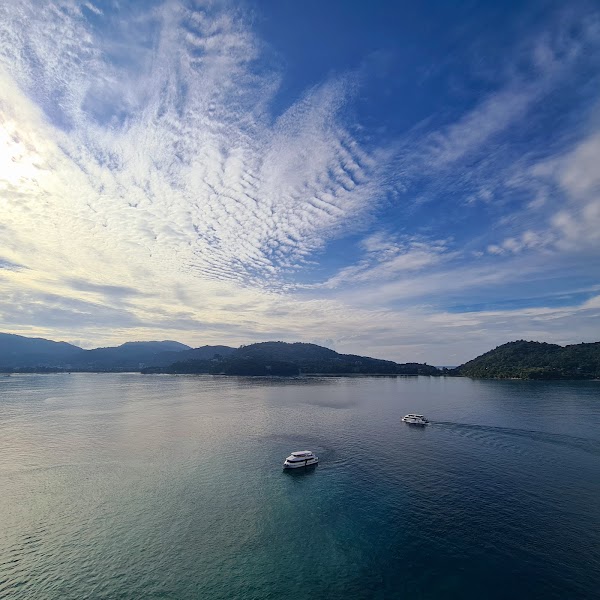 Patong Jetty Docking Service 5