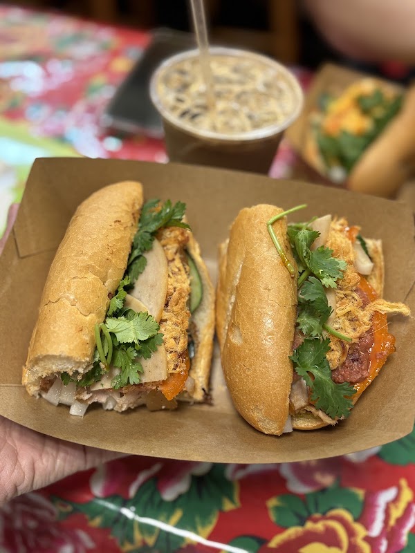 Ba Buông Bánh Mì @Bugis 3