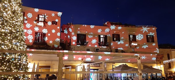 Piazza del Ferrarese 4