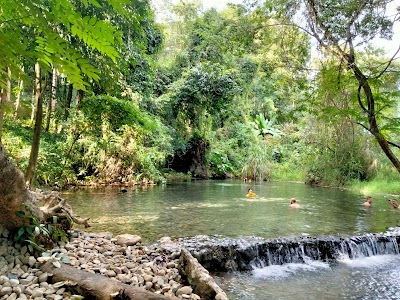 Sai Ngam hot spring