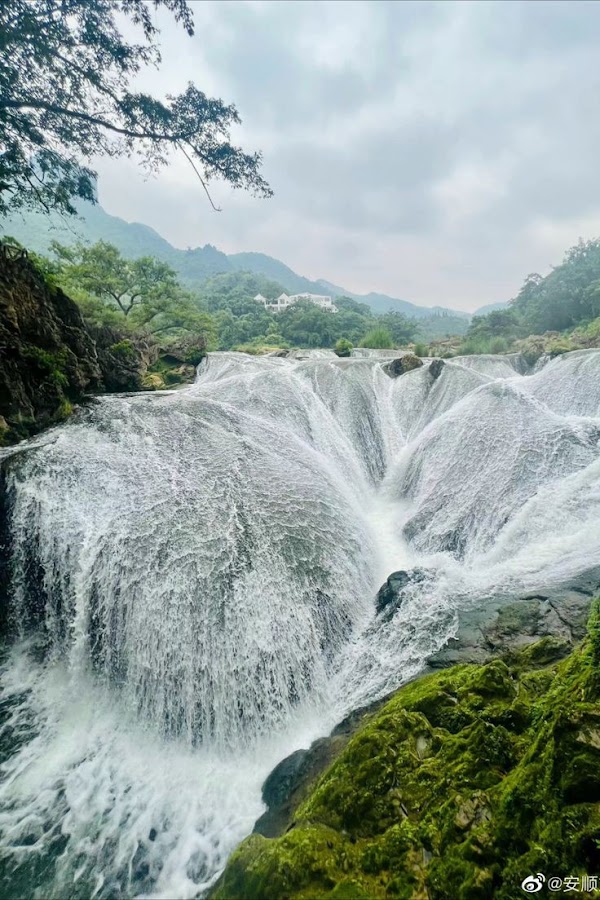 Huangguoshu Waterfall 5
