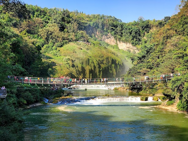 Huangguoshu Waterfall 4