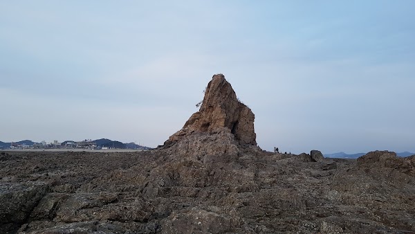 Maebawi Rock 1