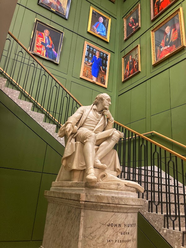 Royal College of Surgeons of England 4