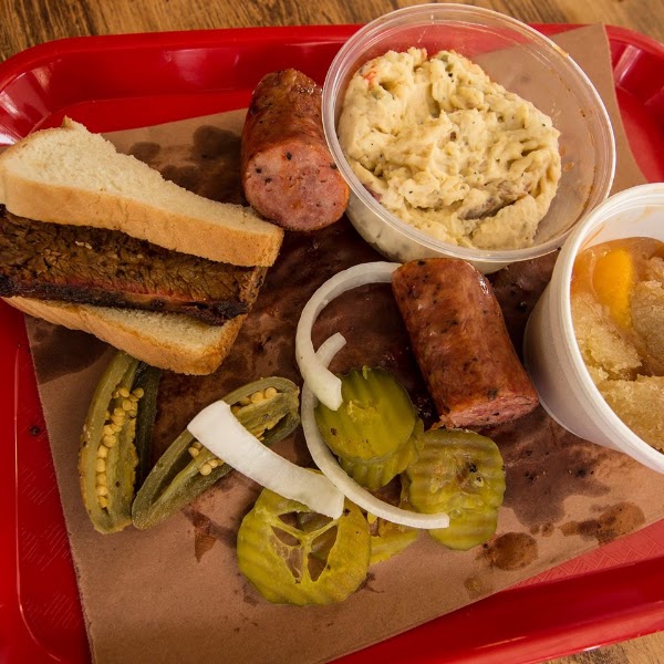 Cooper's Old Time Pit Bar-B-Que 4