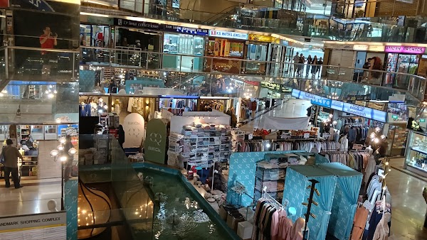 Golden Landmark Shopping Complex 5