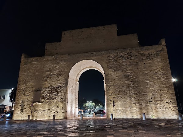 Porta Napoli 2