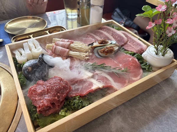 VIERUNDDREI – Korean BBQ & Asian Bowls 3
