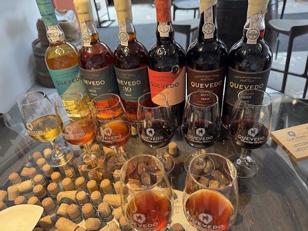 Quevedo Lodge - Wine Bar and Tastings 3