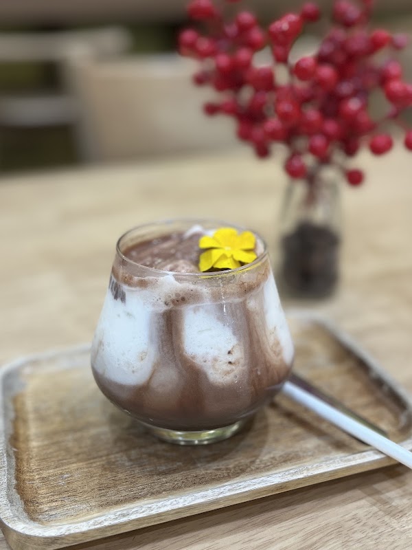 Alluvia Chocolate Saigon 5