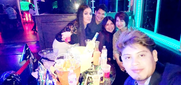 Vogue Bar & Cafe 3
