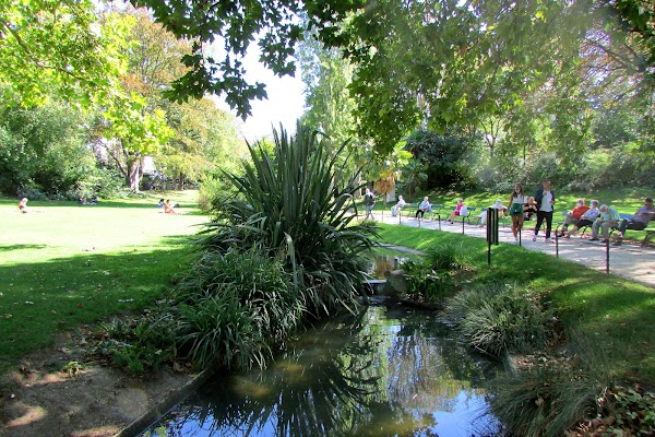 Square des Batignolles