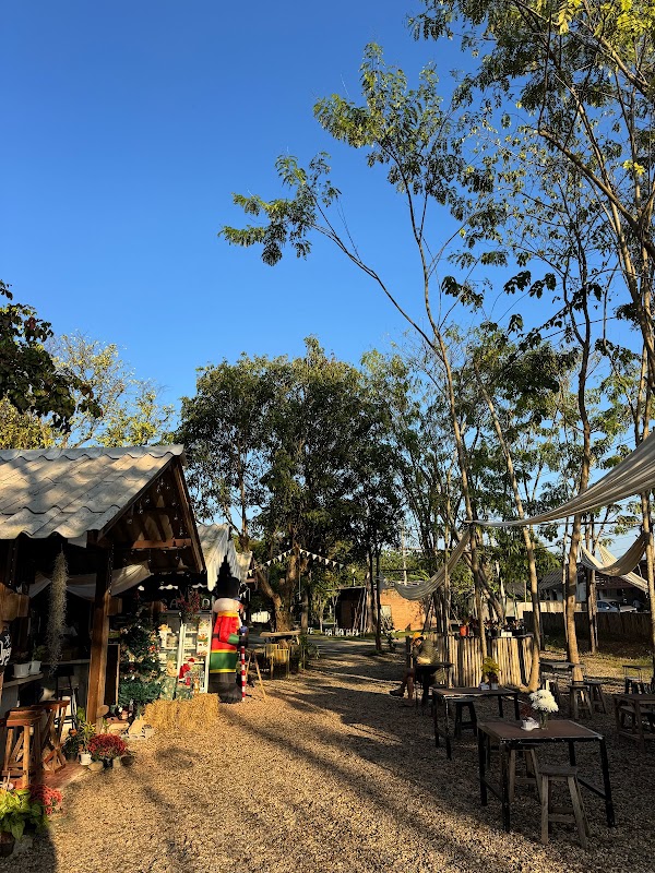 โรงวัว วิลเลจ Rong Wua Village