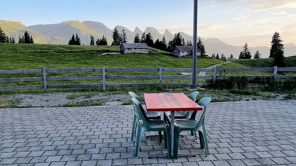 Switzerland 2 11