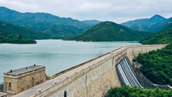 Tai Tam Tuk Reservoir Dam 5