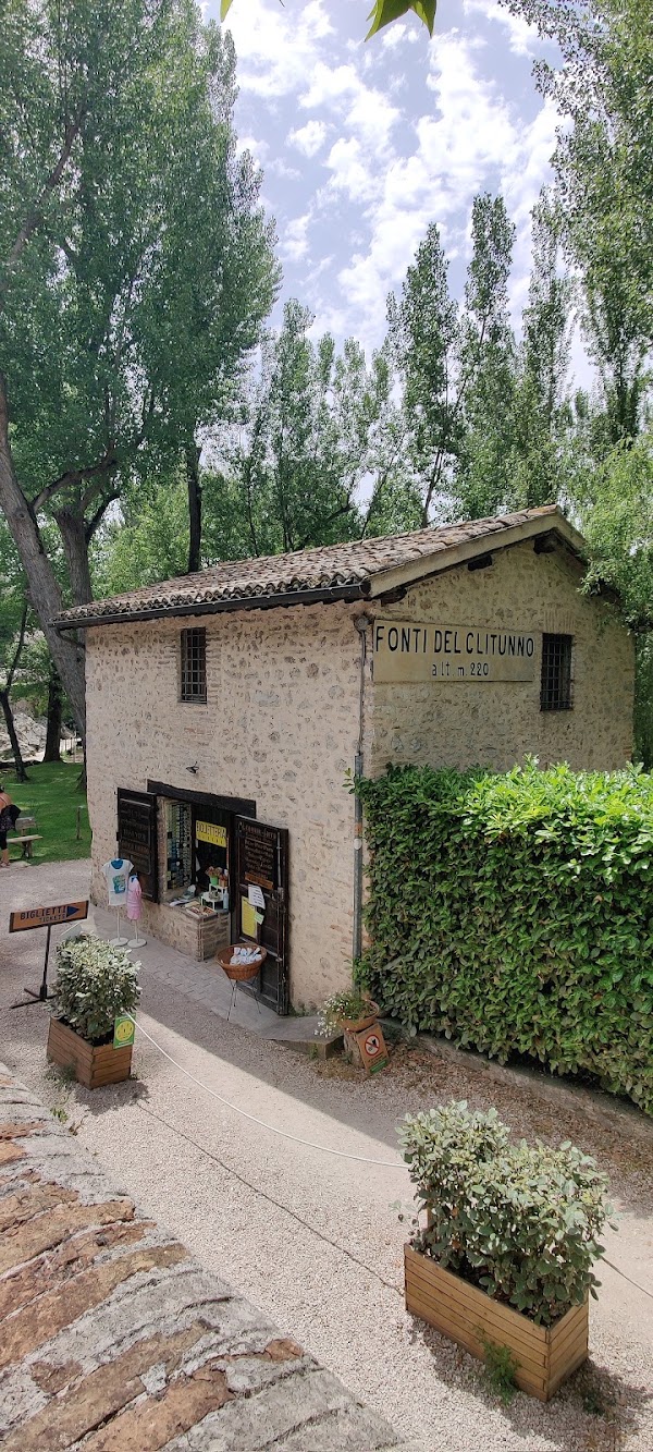 Fonti del Clitunno 2