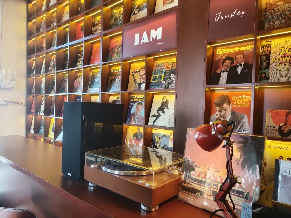 Jam Space Café 3