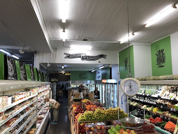 IGA Local Grocer Swanbourne Market 3