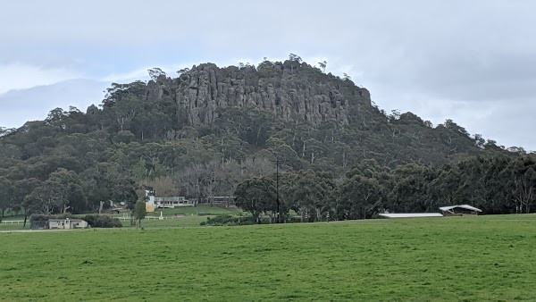 Hanging Rock 5