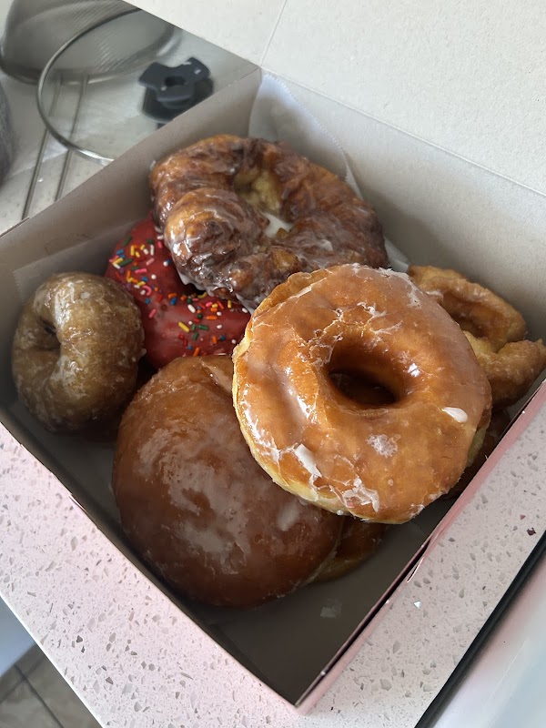 Donut Hut 3